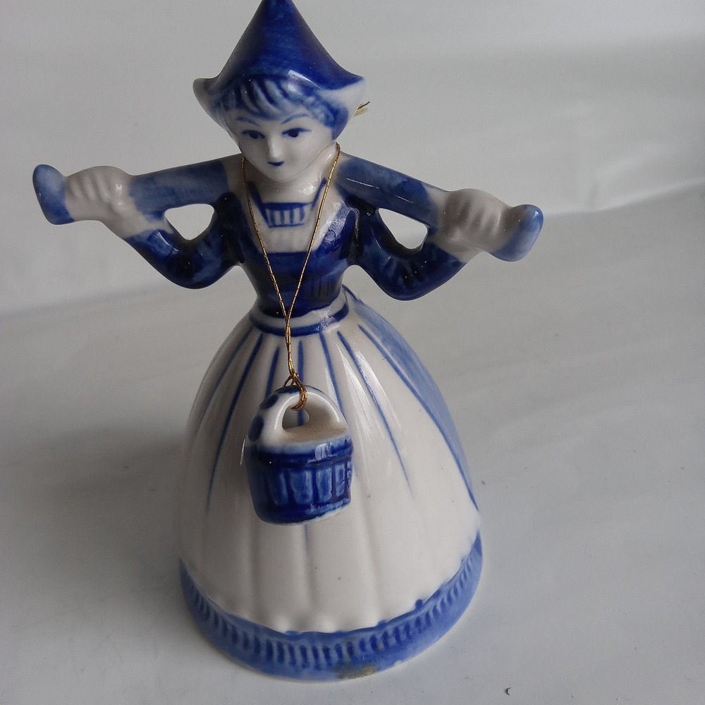Delft Blue Holland Milkmaid Girl Porcelain Figurine Home Decor